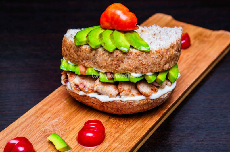 Sandwich poulet avocat